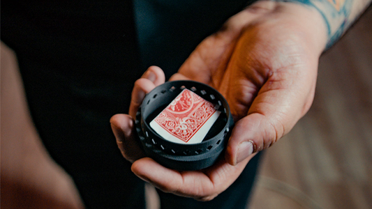 Joテ」o Miranda Magic presents The Button by Chris James featuring Craig Petty