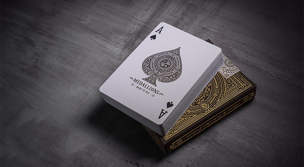 メダリオン トランプ Medallion Playing Cards by theory11