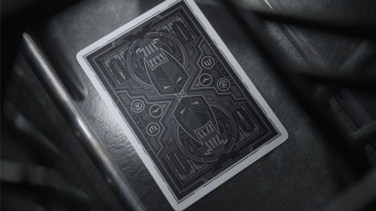 ダークナイト × バットマン トランプ　The Dark Knight x Batman Playing Cards by theory11