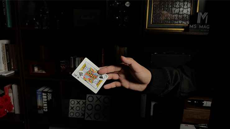 Ball on Card (Blue) by Bond Lee & MS Magic