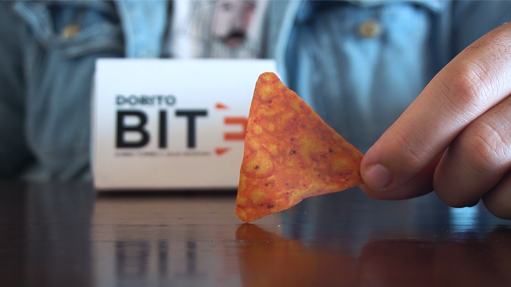 DORITO BITE (Gimmicks and online Instructions) by Julio Montoro and Gabbo Torres - Trick