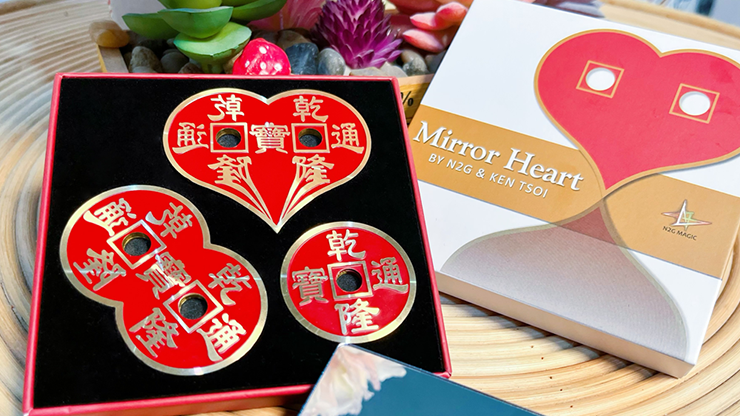 Mirror Heart Red by N2G & Ken Tsoi (Gimmicks and online instructions) - Trick